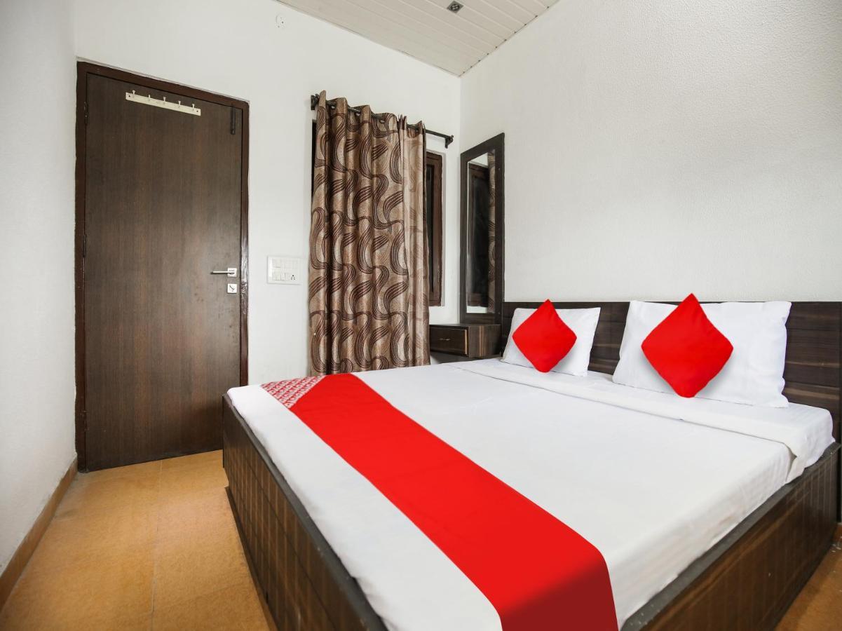 Oyo Flagship Hotel Le Aley Regency Ludhiana Bagian luar foto