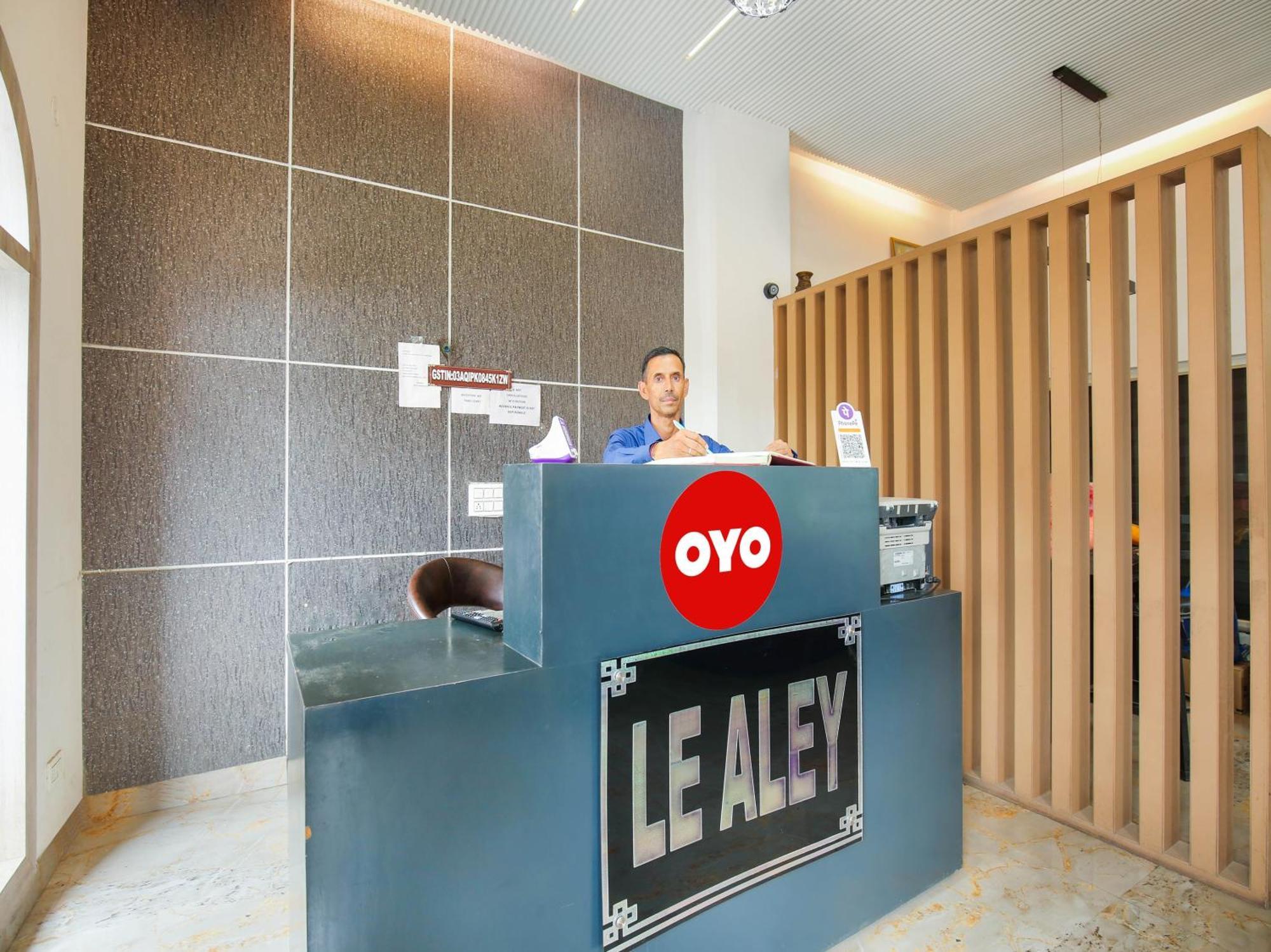 Oyo Flagship Hotel Le Aley Regency Ludhiana Bagian luar foto